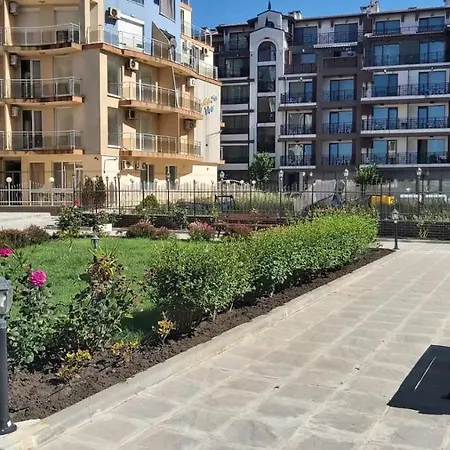 Sea Pearl Apartamento Pomorie